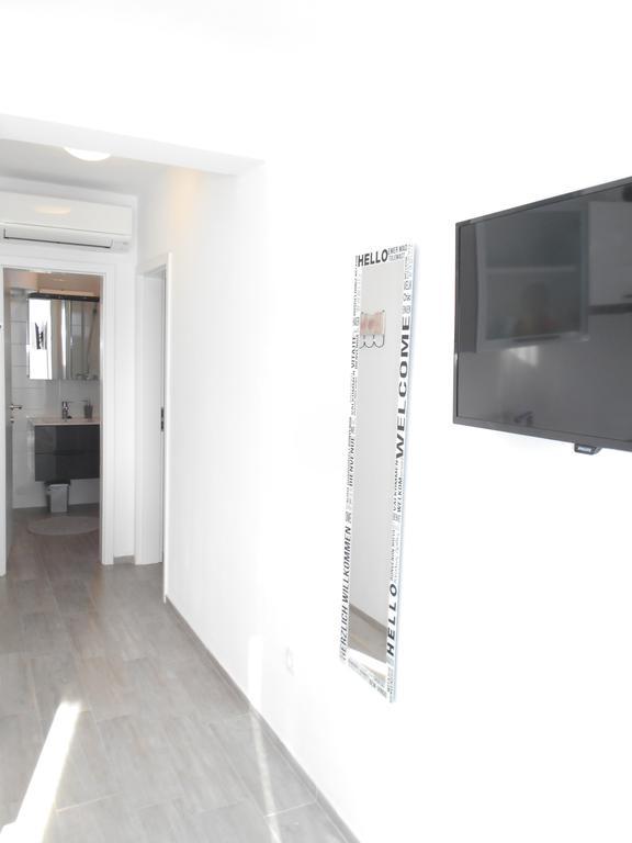 Apartment Valery Zara Esterno foto